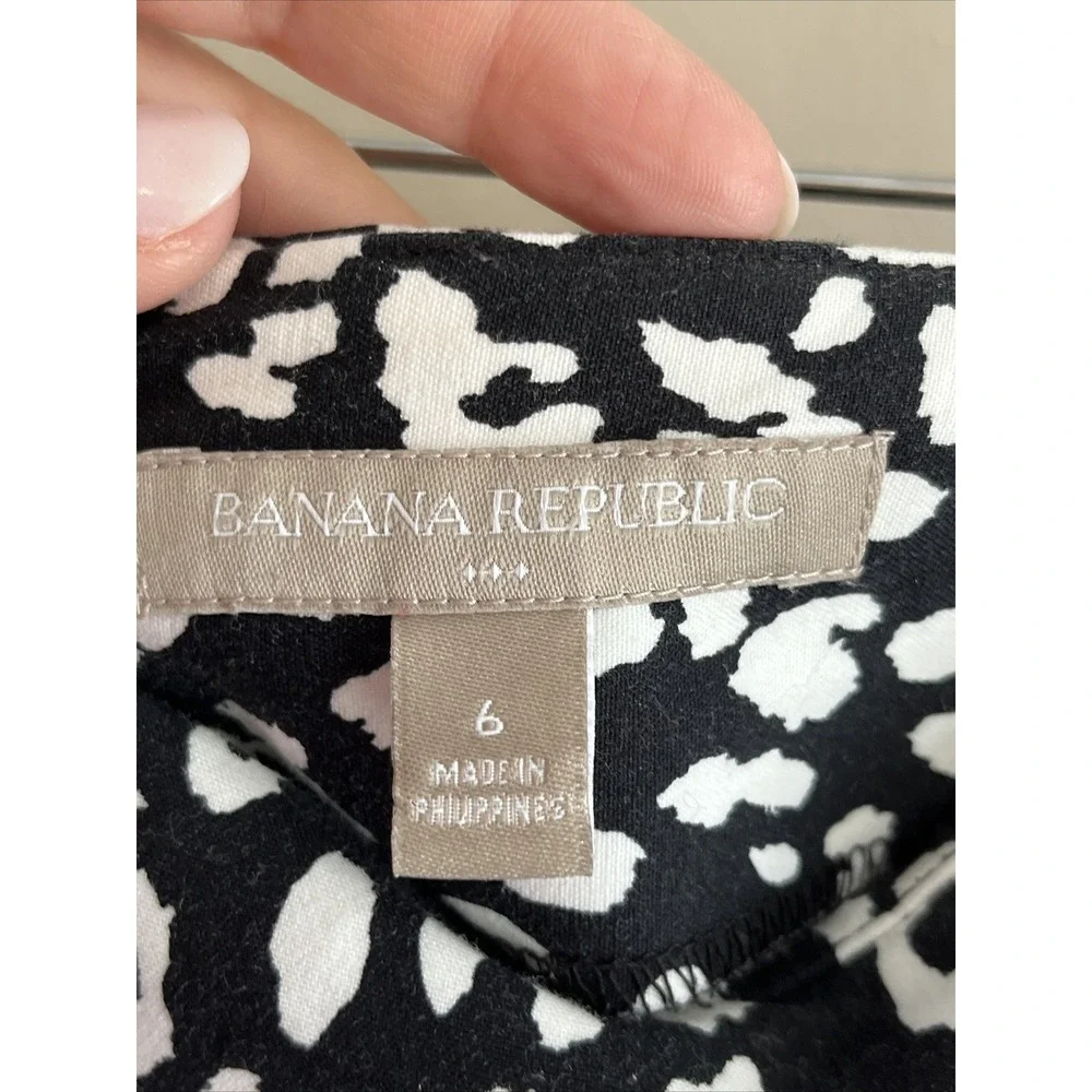 Banana‎ Republic Pencil Skirt Animal Print Black White Zip Size 6 Office Career